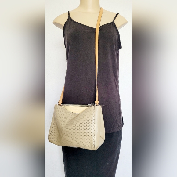 Rag&Bone Passenger Perforated 100%Cow Leather Crossbody Bag Light Sand/Taupe - Picture 3 of 16